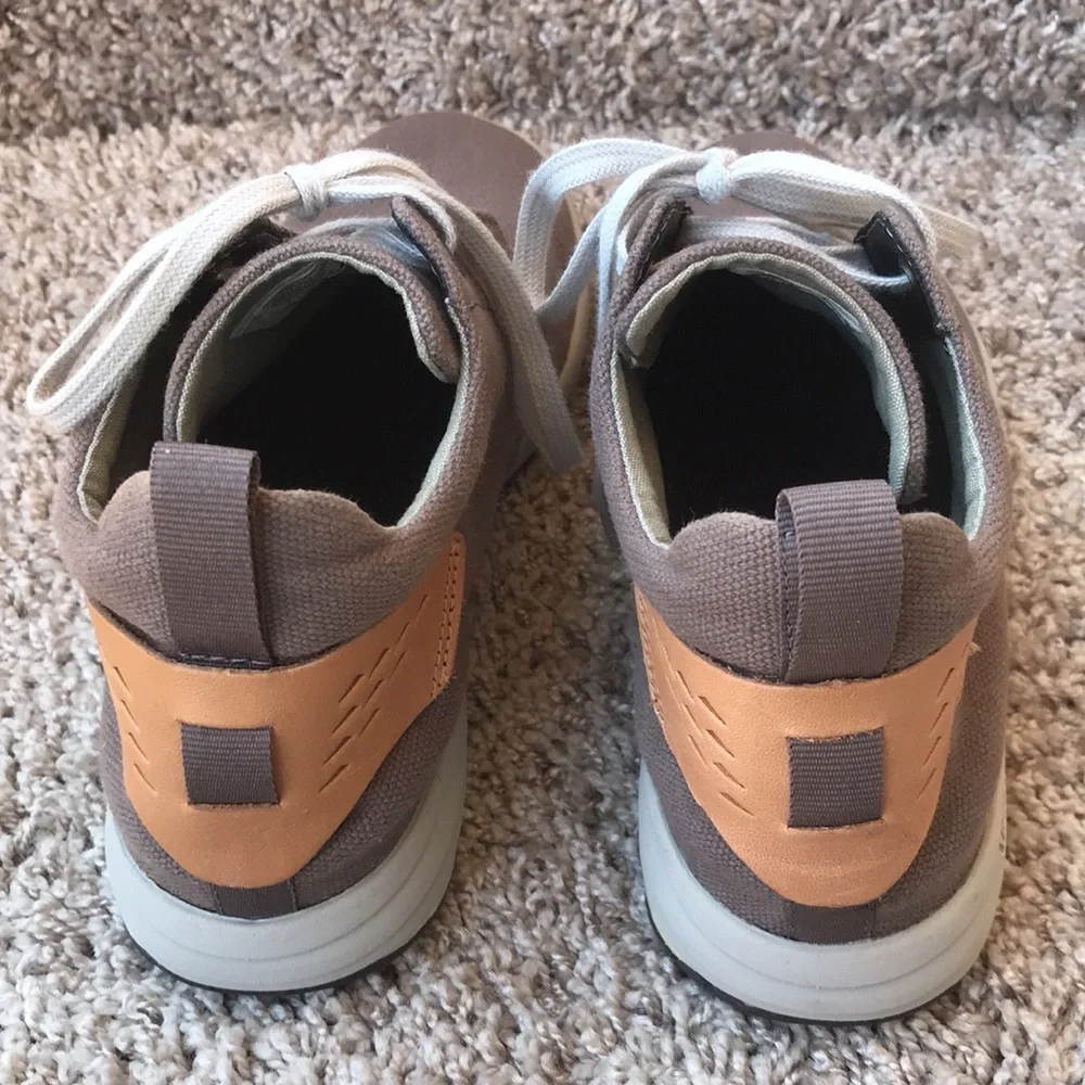Merrell Gridway Mid Canvas Sneakers size 7